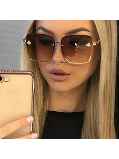 Rimless Square Oversized Glasses for Women Trendy Gradient Lens Big Sun Glasses Shades Elegant Shades Beach Accessories