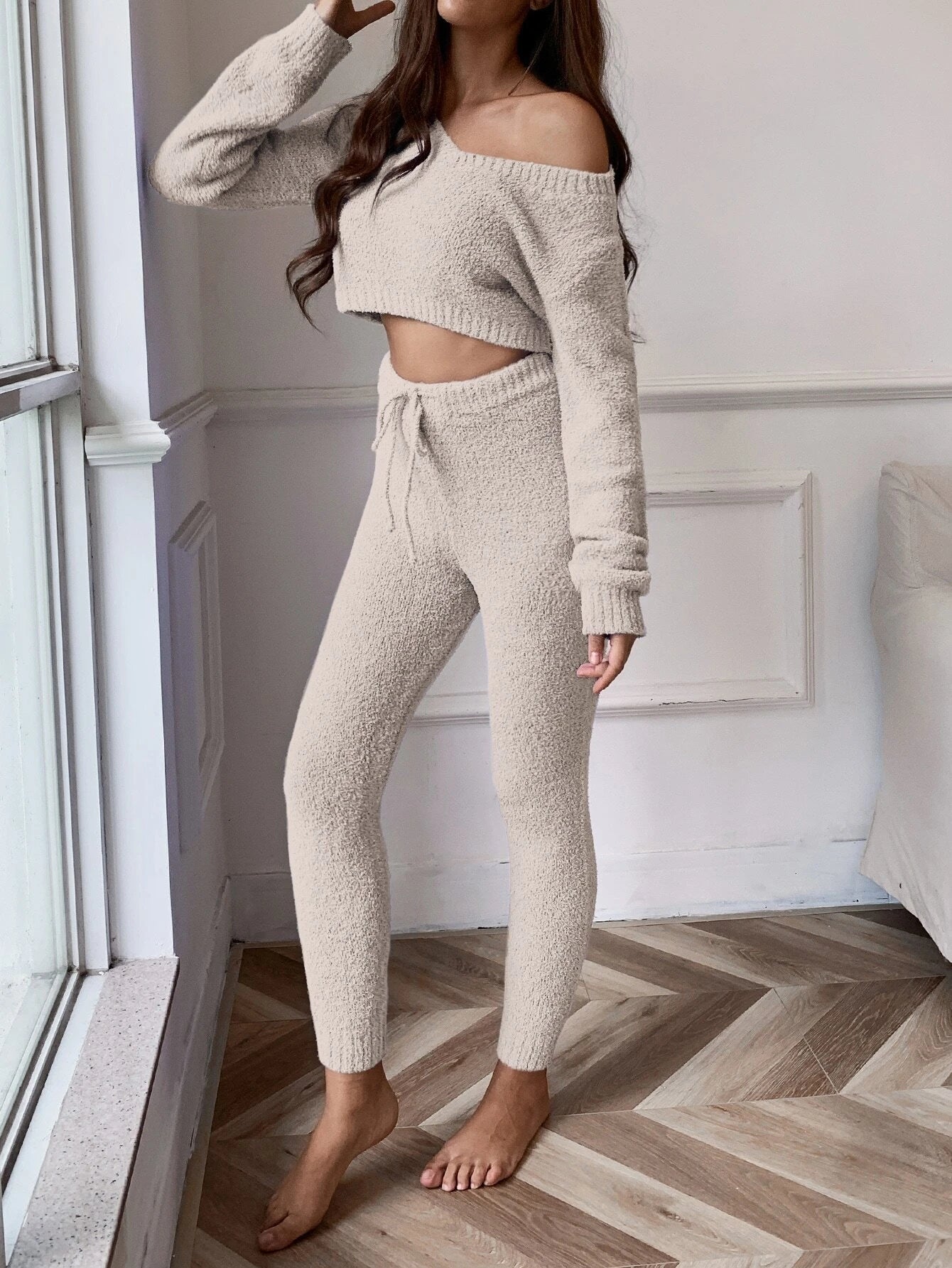 Essnce V Neck Crop Sweater & Tie Waist Knit Pants Set