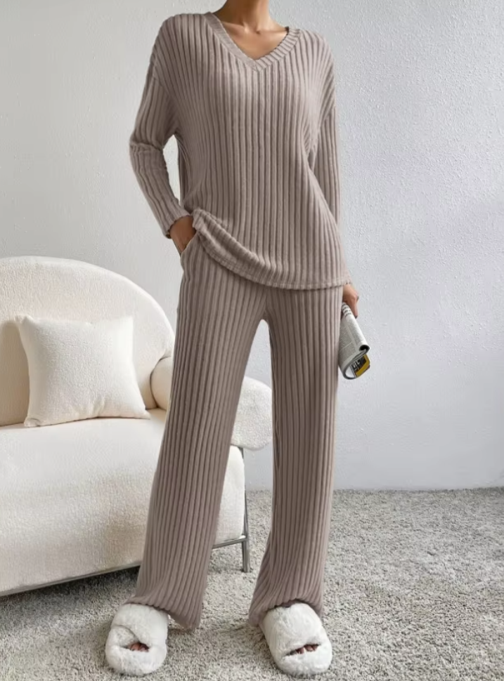 Casual Sets for Women 2 Pieces Autumn New Loungewear Loose V-Neck Long Sleeve Top and Pit Strip Knitted Straight Pants Suit Trouser Comfort Lady Overalls Womenswear